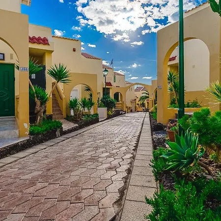 4bedrm Riverstylepool Tenerife In 200m Apartman *