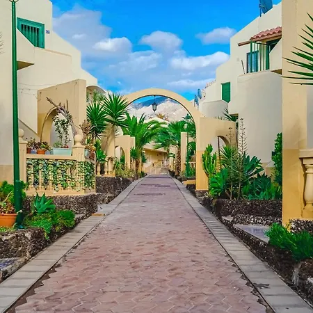 4bedrm Riverstylepool Tenerife In 200m Apartman