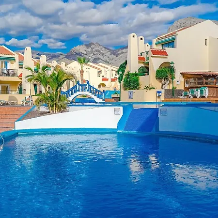 4bedrm Riverstylepool Tenerife In 200m 阿德耶